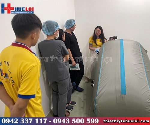 Công ty Huê Lợi bàn Giao Buồng Oxy cao áp st1700
